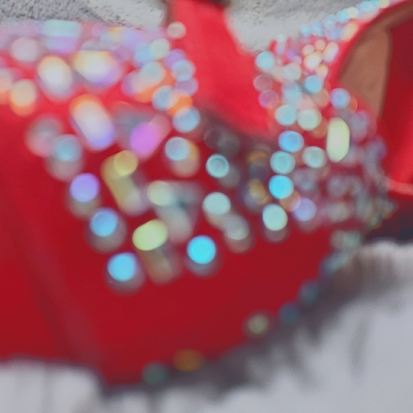 Red High Heels - Picture 4 of 5